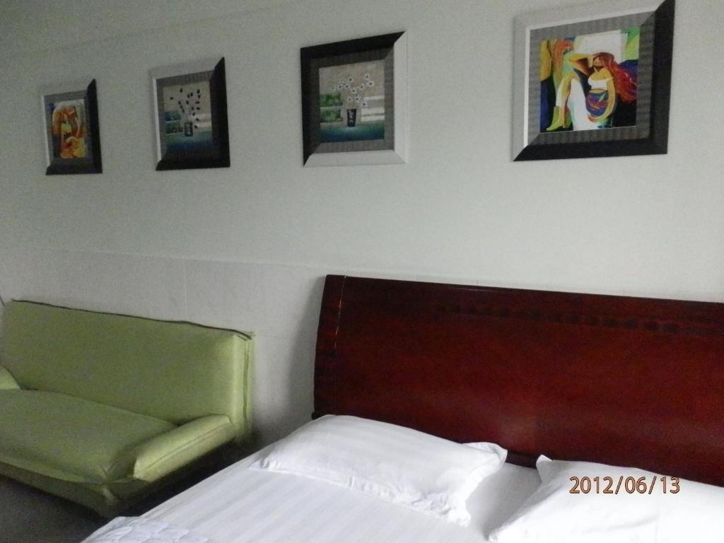 Xingfu Hotel Nanning Room photo